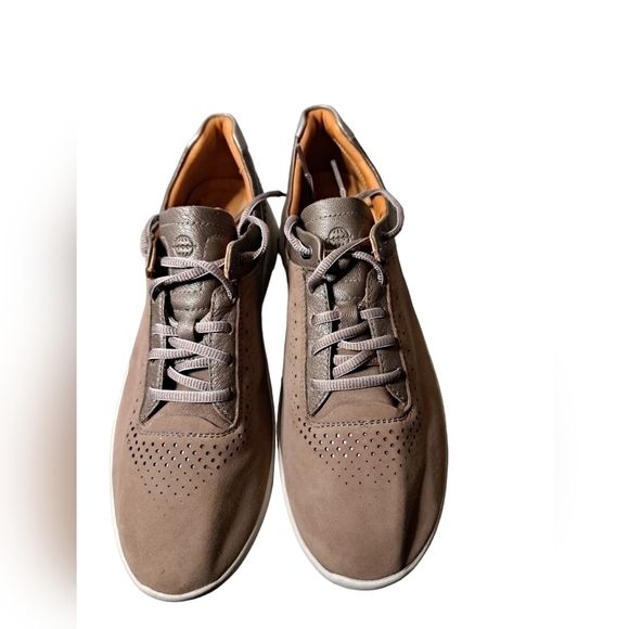 Rockport Comfort Sneakers Light Brown Suede Perforated Breathable Size 11 - Picture 4 of 12